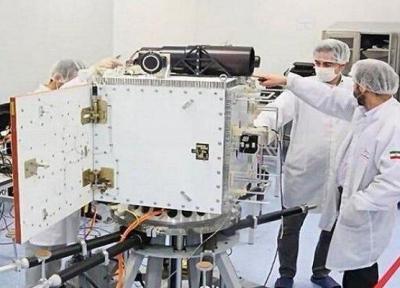 آذری جهرمی: ماهواره مخابراتی ایران تا 3 سال دیگر در مدار قرار می گیرد