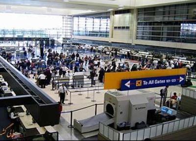 در هنگام رد شدن از بخش امنیتی فرودگاه چه نکاتی را رعایت کنیم؟