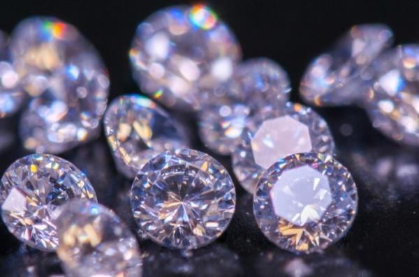 کشف کارخانه فراوری الماس در اعماق زمین