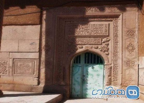 مسجد سنگی اسنق یکی از مساجد دیدنی آذربایجان شرقی به شمار می رود