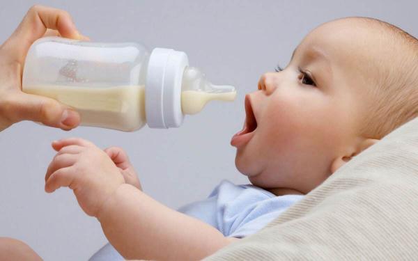 آیا فواید شیرخشک برای نوزادان یک ادعای کذب است؟